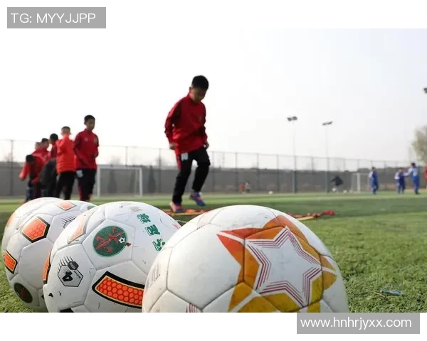 京多安的足球之路：从青训崭露头角到世界舞台的闪耀之星