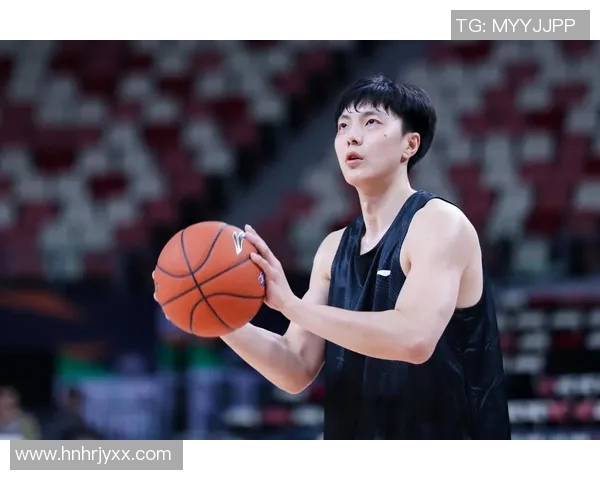 胡明轩的篮球之路：从青涩少年到CBA明星的成长故事